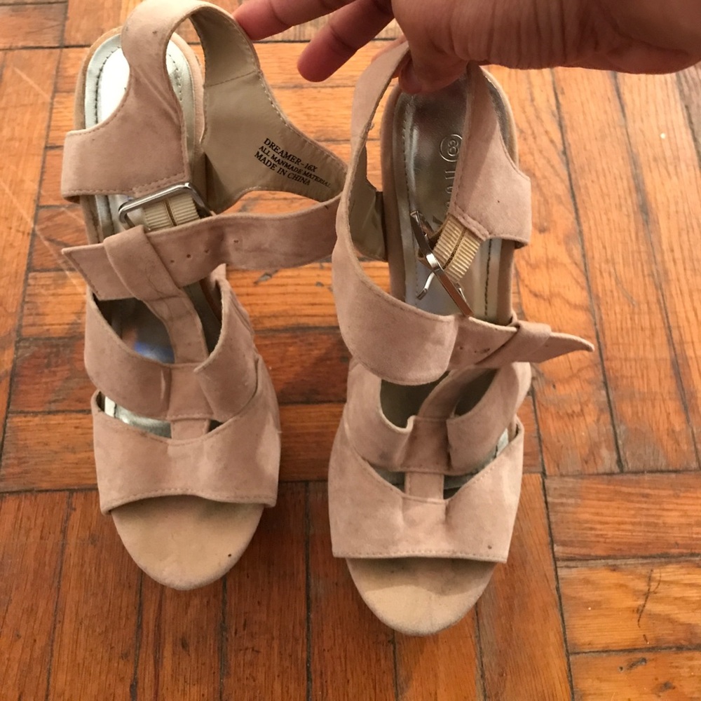 Tan wedges